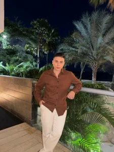 JesseJones_ Public Εικόνα 3