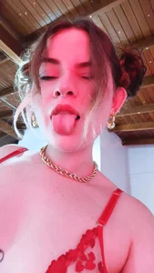 Victoria_Frostt How do I look in red? Pic 3