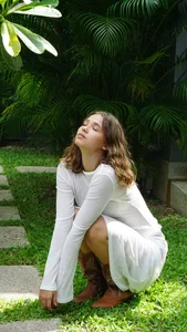 lexicoyy_のWhite Dress & Bootsの枚の写真