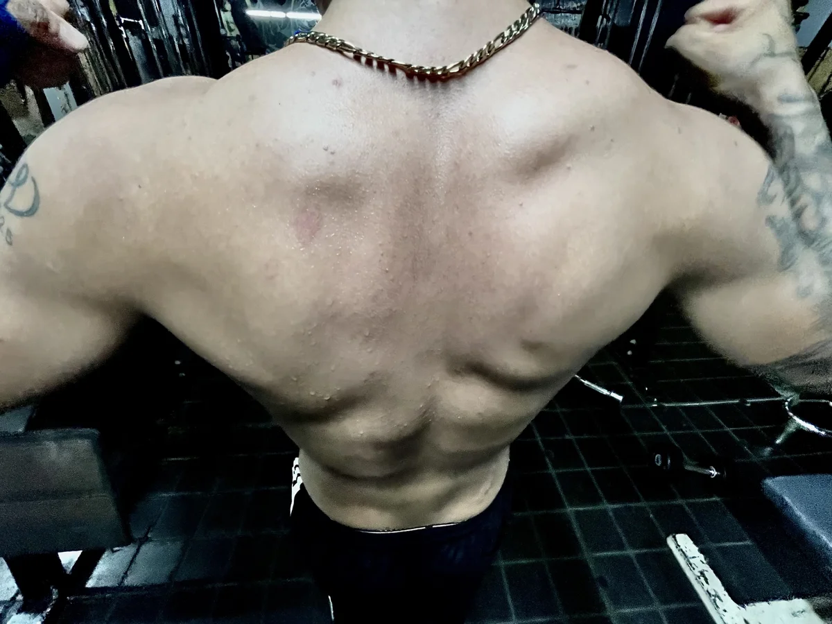 ภาพที่กำลังนิยมของ Ebebyjuan  8411