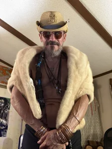 ibPMS PIMPIN' AIN'T EASY Pic 4