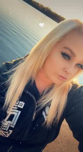 Public de Cumslutsnowbunnie69  2 Imagens