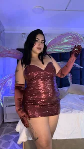 sabrinamilani OCTOBER 2025🎃 รูป  5