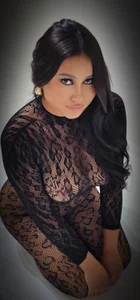 AmberLewis_ Elegance and sensuality go hand in II Bilde 4