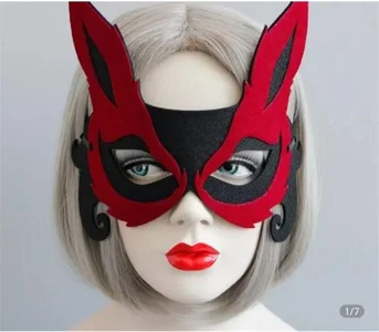 Arab_Catwoman Public Pic