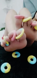 Naty_naasty feet slika