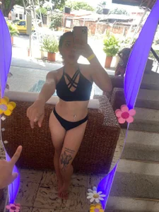 Dhalila_ Pool day Pic