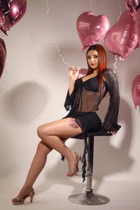 Sarah_Jhonson happy birthday to me 2026 Foto 5