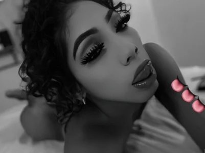 Luna_and_valery 💋🔮a rich and delicious girl💋🔮 Foto