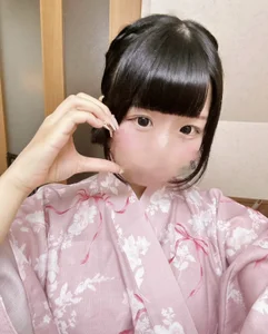 erachima_bby Public Pic 2