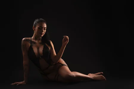 AlexiaCooperr 🔗I can Feel the Leather💅 Hình 5