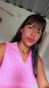 mirella_bowens_ Public Bilde 6