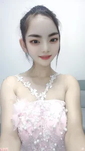 GZ-2030 性感的女孩 Kuva