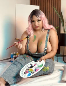 Kenya--Buhle Would you like to come and paint about? Pic