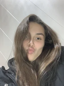 LeonoraWoods Public Pic 4