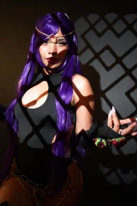 ari_kitsune Raven 🥵💦🙈💜 Foto 2