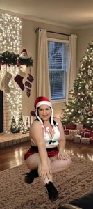 kiara_scottt I wish you a beautiful Merry Christmas Pic 9