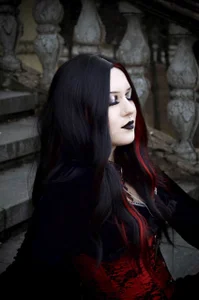 ElizabethVamp my new Pic 4