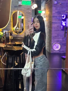 ashley_williamssFriday Plan🍸 Bild 4