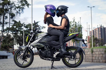 MadissonXMark kullanıcısının Hot bikers albümü -  9 fotoğraf