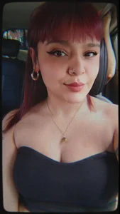 Luna de Moon_Velvet  5 photos