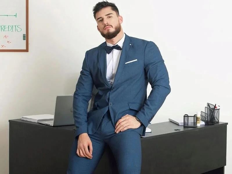 DimitriSullivan_ Trending Plaatje 2721