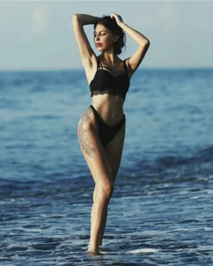 EvelinBrovn Public Billede