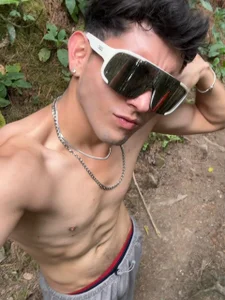 Public de naughtysalomonn  2 Imagens