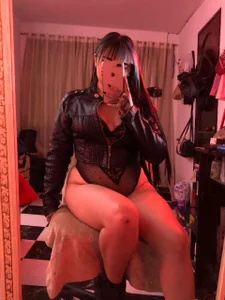 _Veronicaa_ YOUR SEXY GOTHIC GIRL 🖤 Pic 5