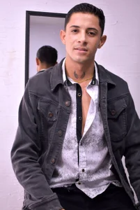 Erick_Wall: Public ( 4 фото)