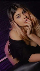 Susy in purple 💜 od SusyAlvarez  snímek