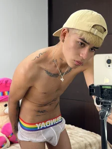 lukasstrong_ Boy Pic 3