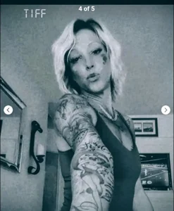 Tiffneycherie Public slika 2
