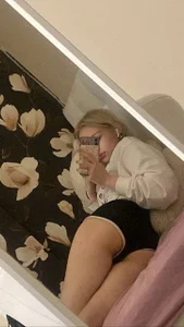 Public de SmolCutie  7 Imagens