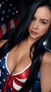 KellyJoness_ 🍀🍀🍀 Pic 2