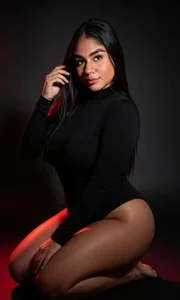 Zdjęcia SSCARLETH_ Your sexy curvy girl 🩷:  2