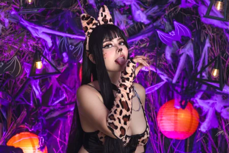 I_Am_Anniee Wild 🎃🐾🤤 Foto 2