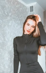 Alice_Weiss Public Gambar