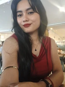 1KissMeSlow Public зображення 5