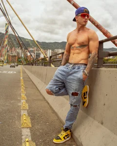 Ryannblue07 stree 圖片 9