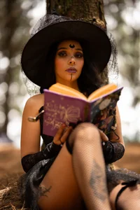AuroraNoir_ Oktober! yourr desire witch Pic 3