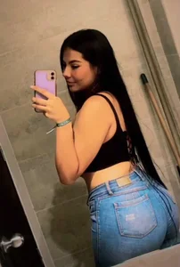 KisyBellaa Public Foto 2