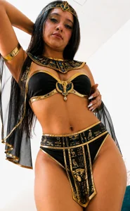 meganjobss costumes  8টি ছবি