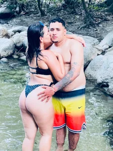 ExplosiveCouple_ht Public Pic 3
