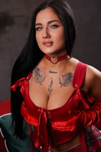 mygoddesshecate kullanıcısının A gift under the Christmas tree🎄 albümü -  5 fotoğraf