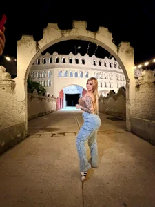 🏰 de XXMILE  Imagens