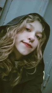 LayriantaVee Public Poză