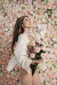 Jenny_Harrington In flowers Pic 6