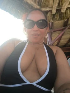 debboraWagnerCome outside with me Bild