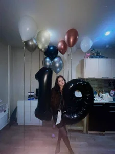 IsabellLongin Public Pic 5